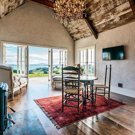 Mudbrick Cottages Oneroa Esterno foto