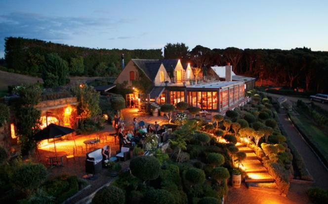 Mudbrick Cottages Oneroa Esterno foto
